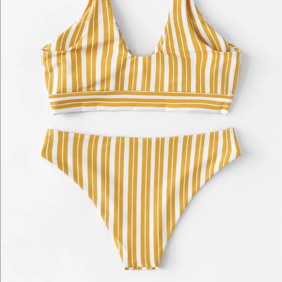 ‫Random Striped Knot Front Bikini Set - Picture 2 of 5